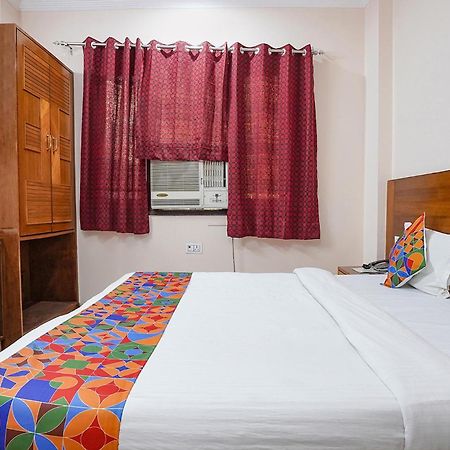 Fabhotel De Gold Ню Делхи Екстериор снимка