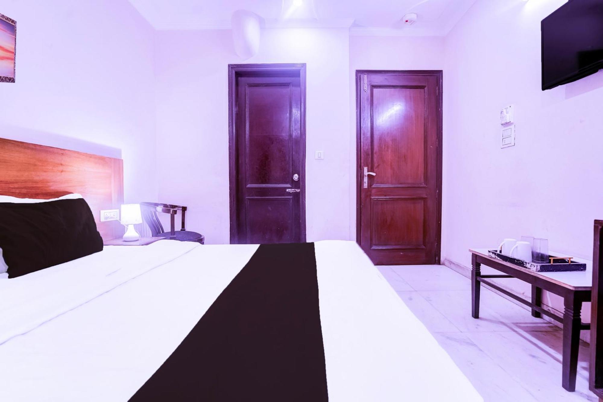 Fabhotel De Gold Ню Делхи Екстериор снимка