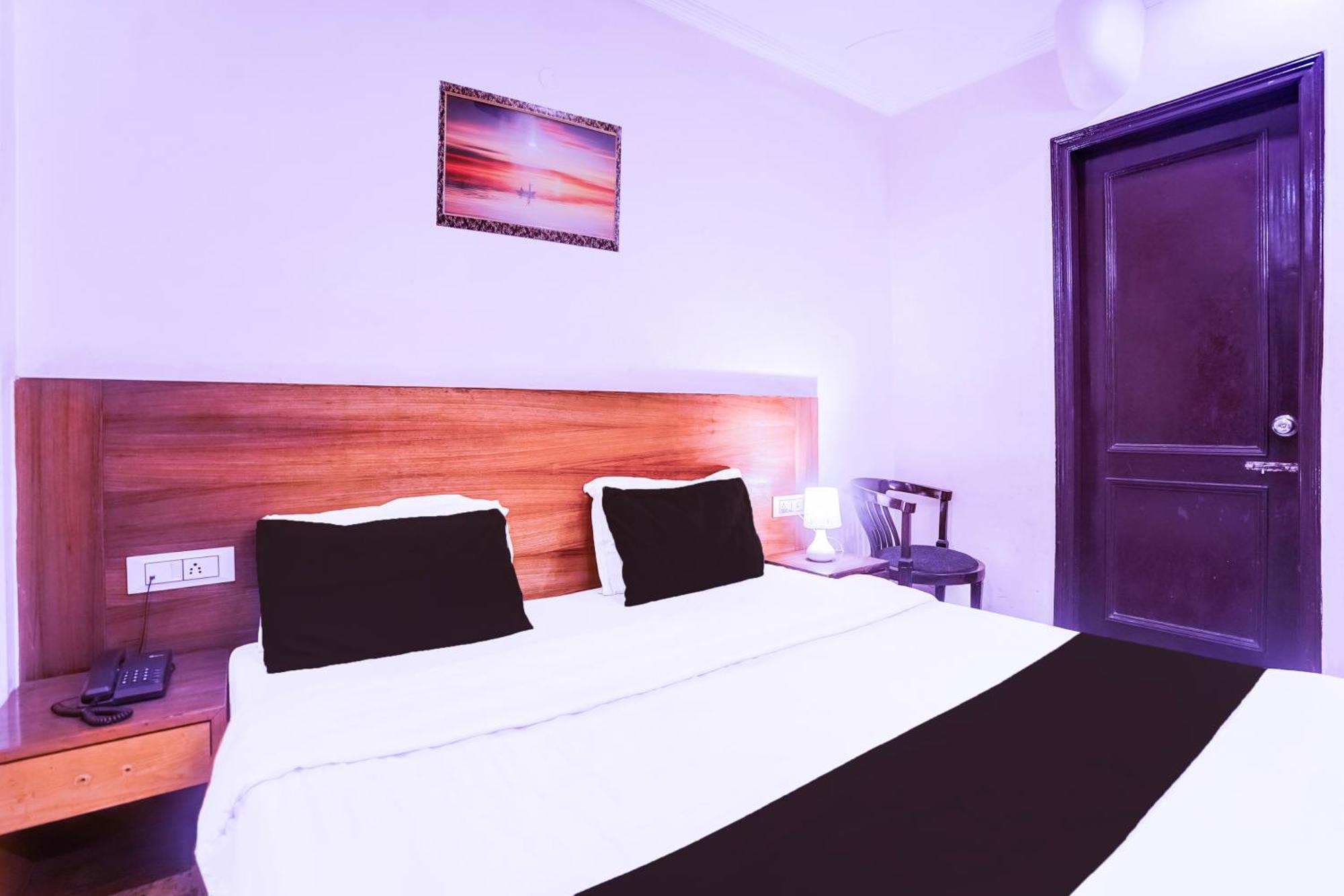 Fabhotel De Gold Ню Делхи Екстериор снимка